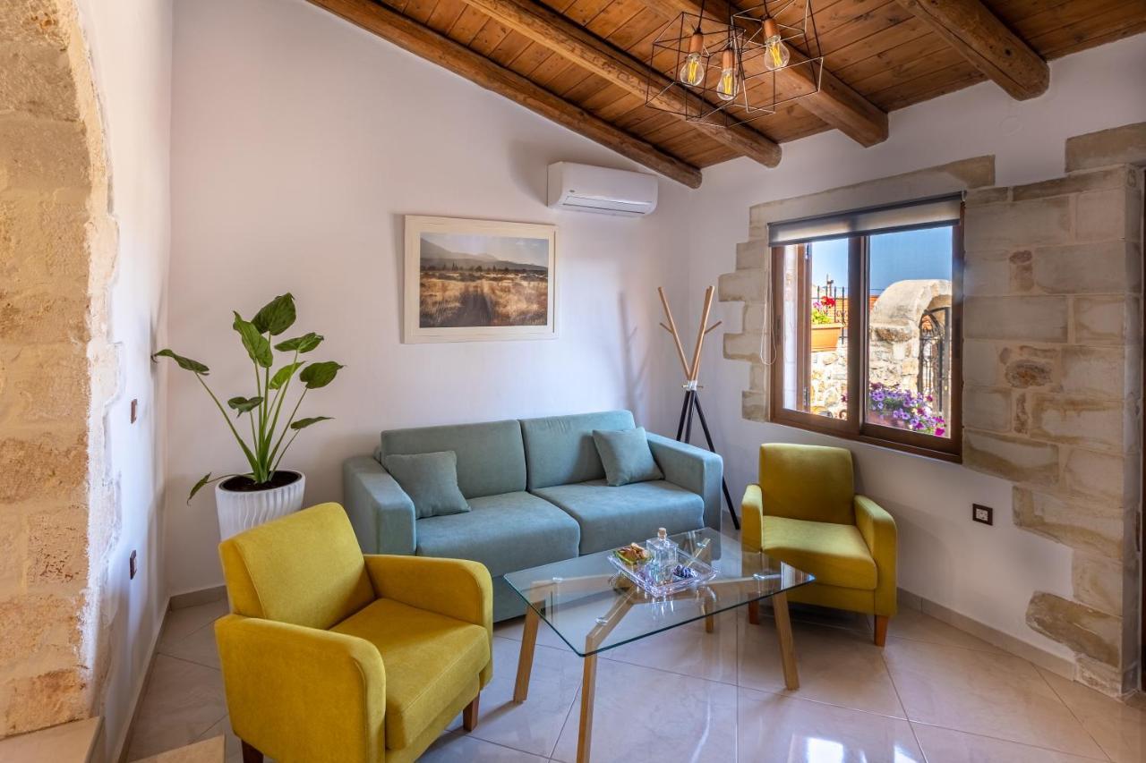 Wood And Stone Apartamento Tsikalaria  Exterior foto